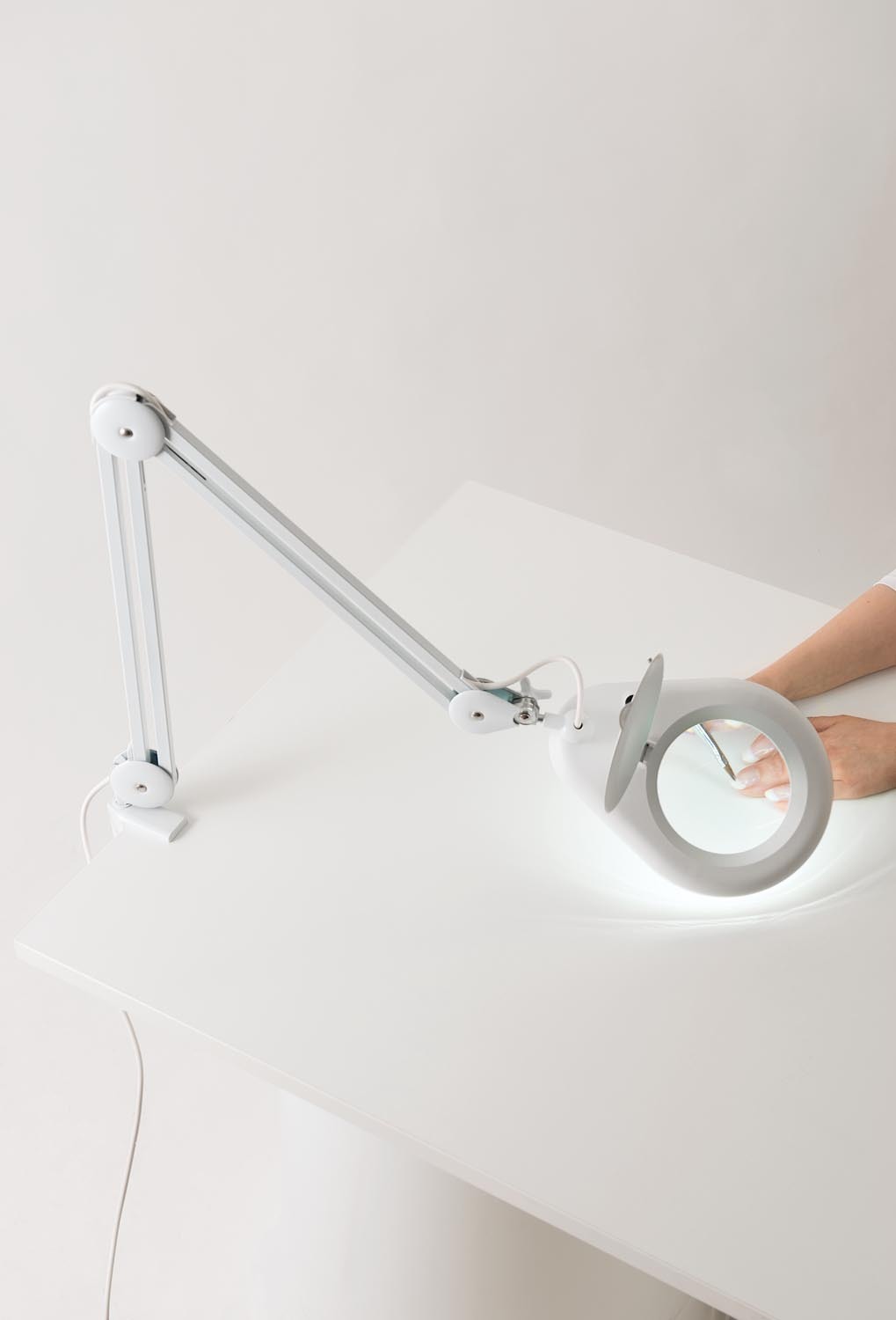 Innolux Magni 5 luubiga lamp, 9W, 5D, LED - Image 2