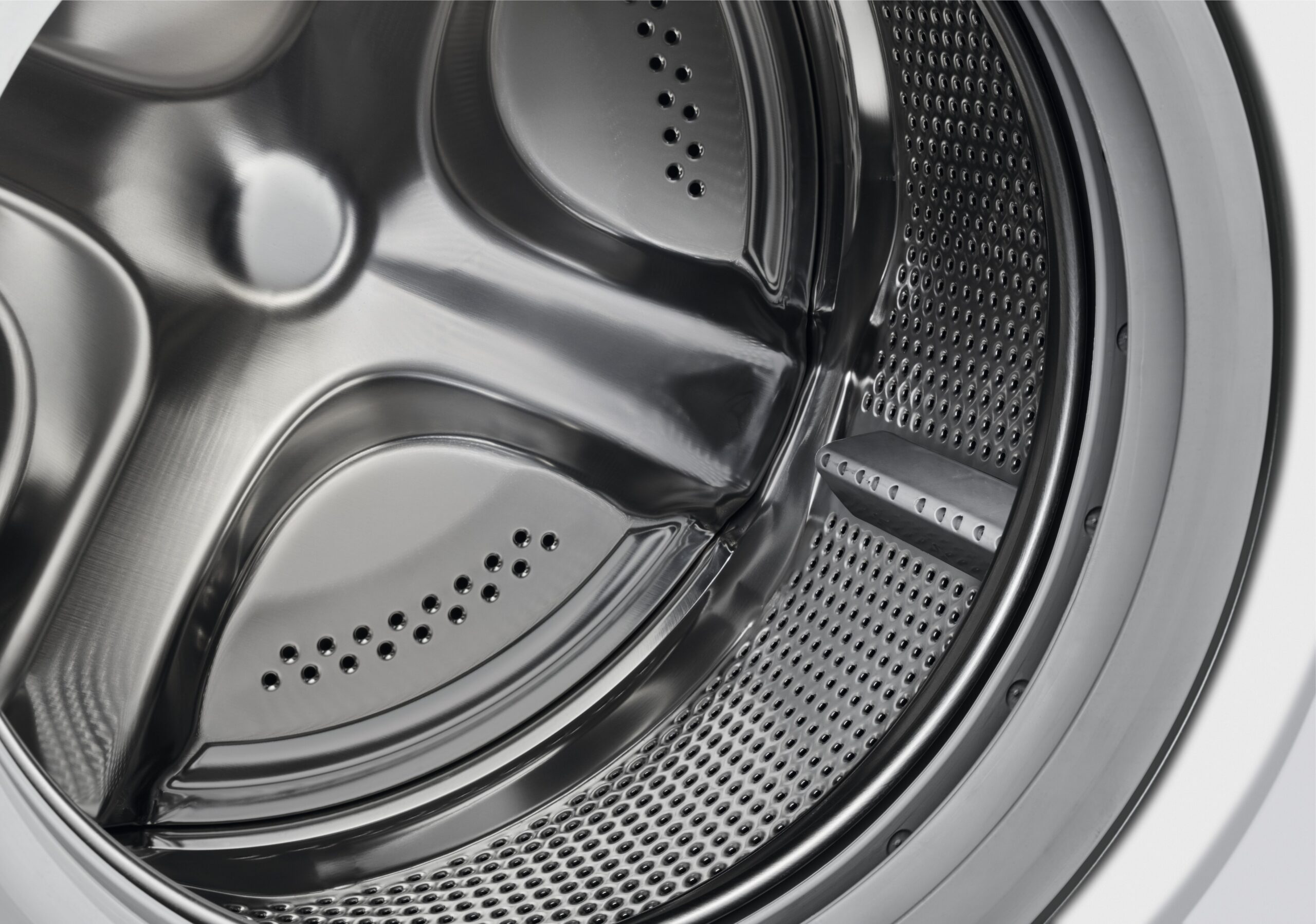 Electrolux EW6S6647C8 PerfectCare 600 Slim pesumasin - Image 4