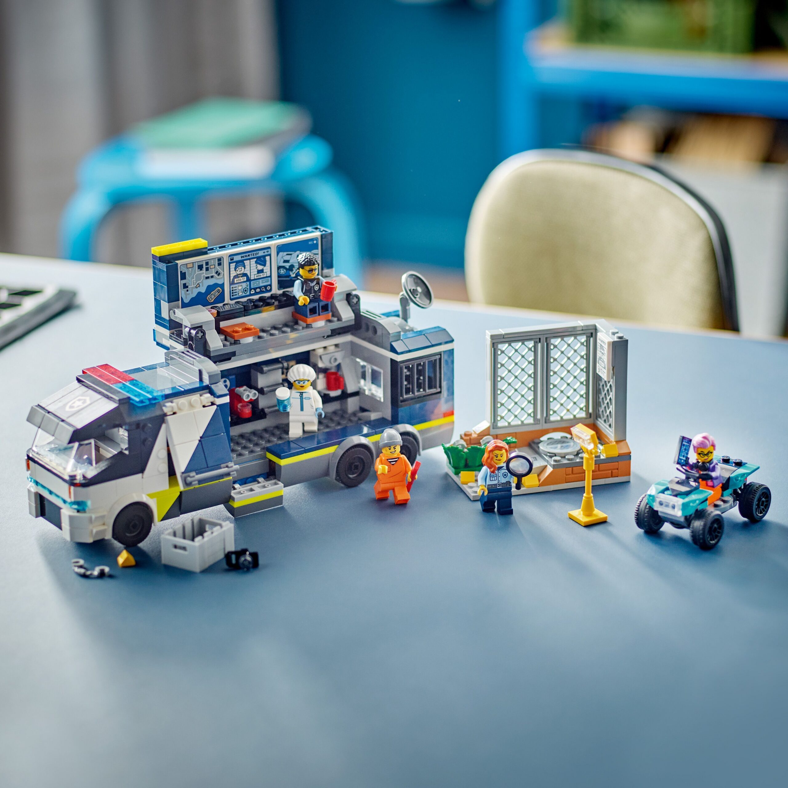 LEGO City Police 60418 - Politsei kuritegevuse labori veoauto - Image 3