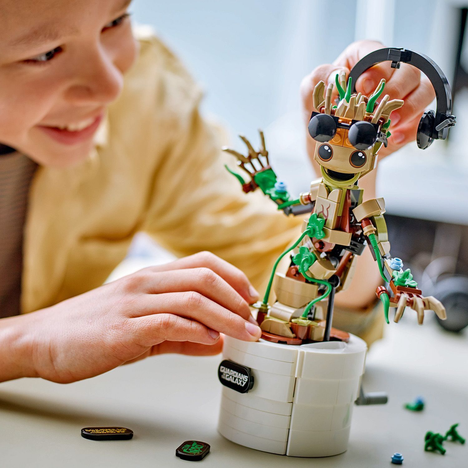 LEGO Super Heroes Marvel 76297 - Tantsiv Groot - Image 2