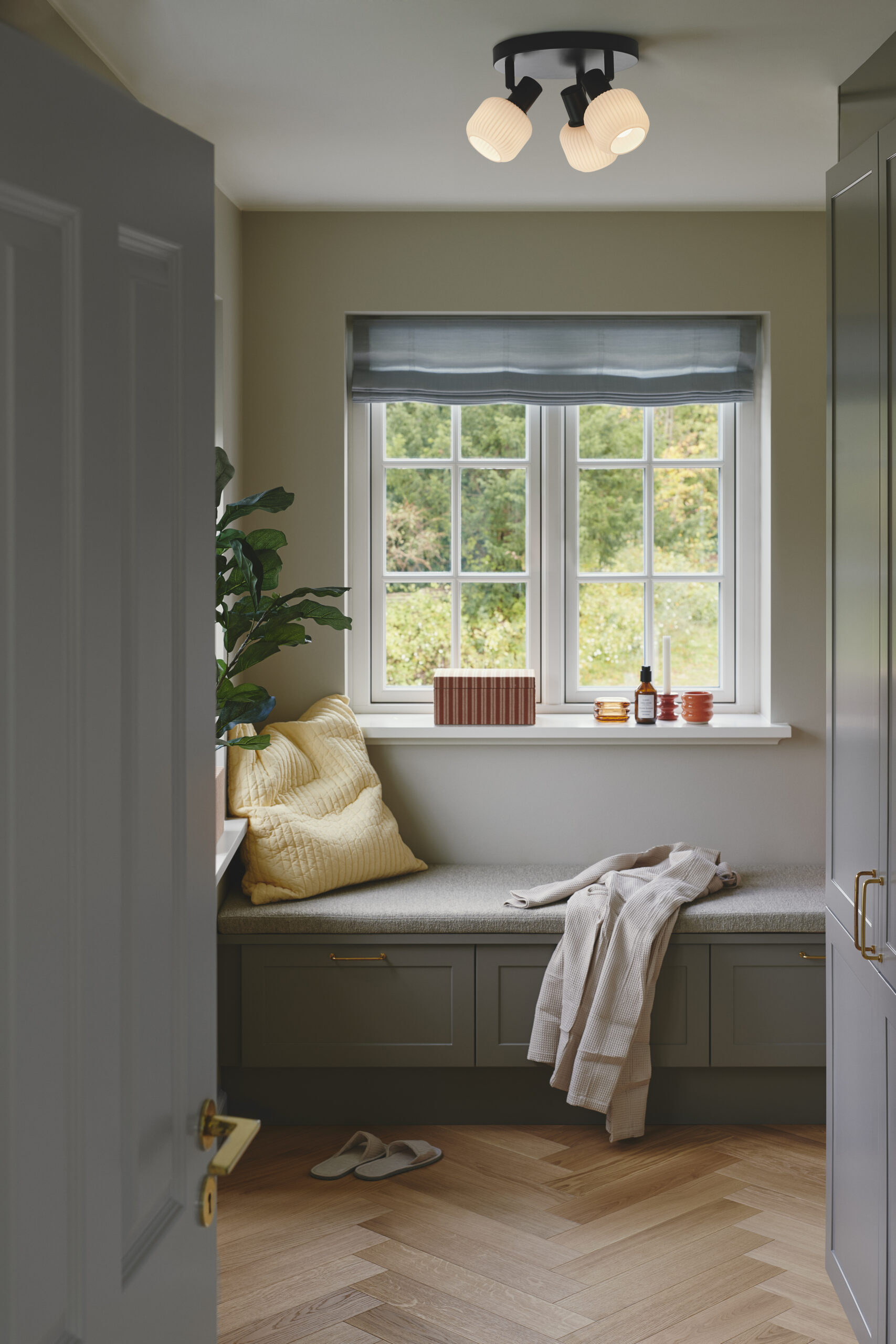 Nordlux Milford Mini 3-piece ceiling lamp, black/opal - Image 2