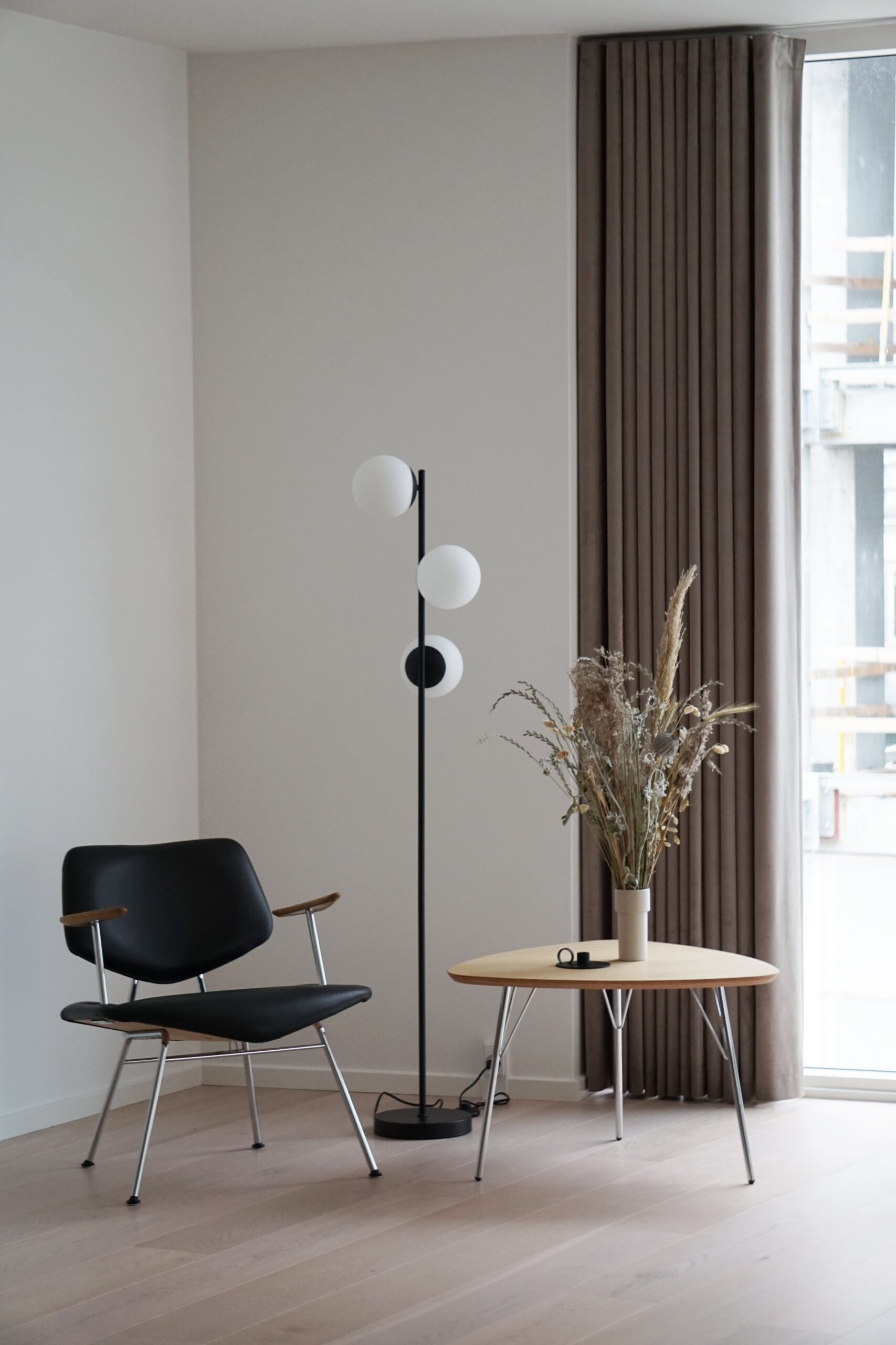 Nordlux Lilly floor lamp, black - Image 3