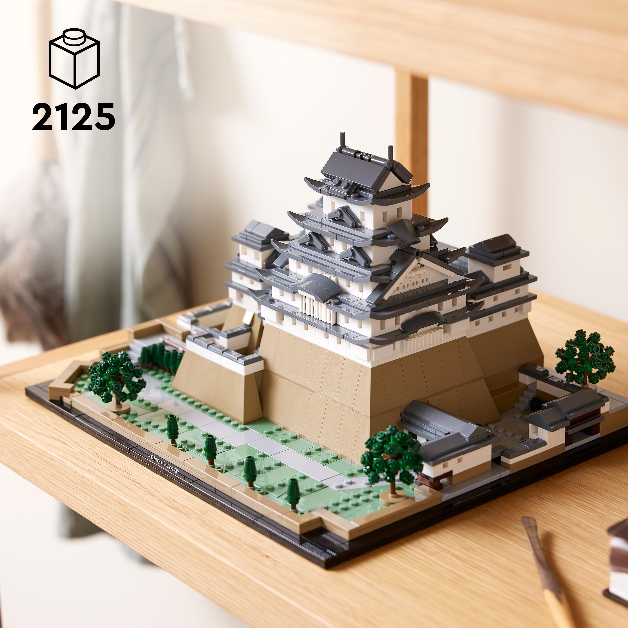 LEGO Architecture 21060 - Himeji Castle - Image 3