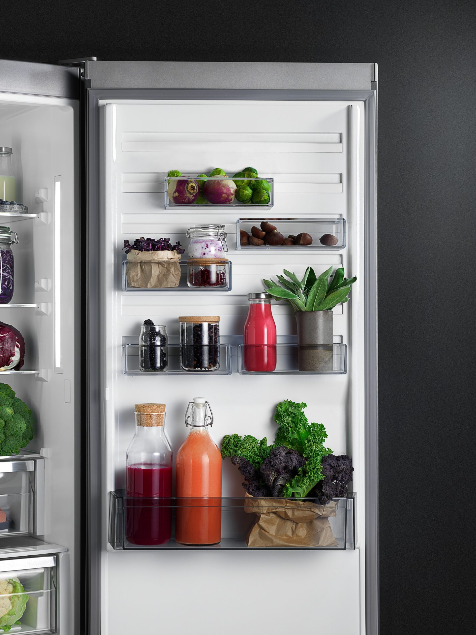 AEG RKE638E6MX 7000 seeria külmkapp, teras - Image 4