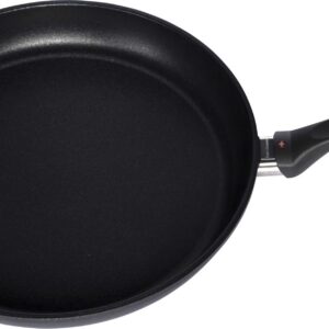 Swiss Diamond XD Classic induktsioonpraadimispann, 28 cm