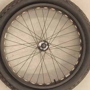 24-tolline FAT esiratas rehviga, varuosa