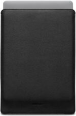 Woolnut Leather Sleeve -suojatasku 15" MacBook Air, musta