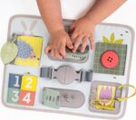 Taf Toys Urban Garden Activity Buckles mängukeskus