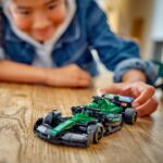 LEGO Speed ​​​​Champions 77245 – Aston Martin Aramco F1® AMR24 võidusõiduauto - Pilt 5