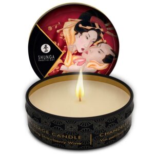 MINI CARESS BY CANDELIGHT STRAWBERRIES AND CAVA MASSAGE CANDLE 30 ML