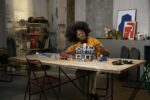 LEGO Icons 11370 Stranger Things: Creelin perheen talo - Pilt 3