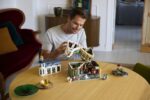 LEGO Icons 11371 Ostoskatu - Pilt 4