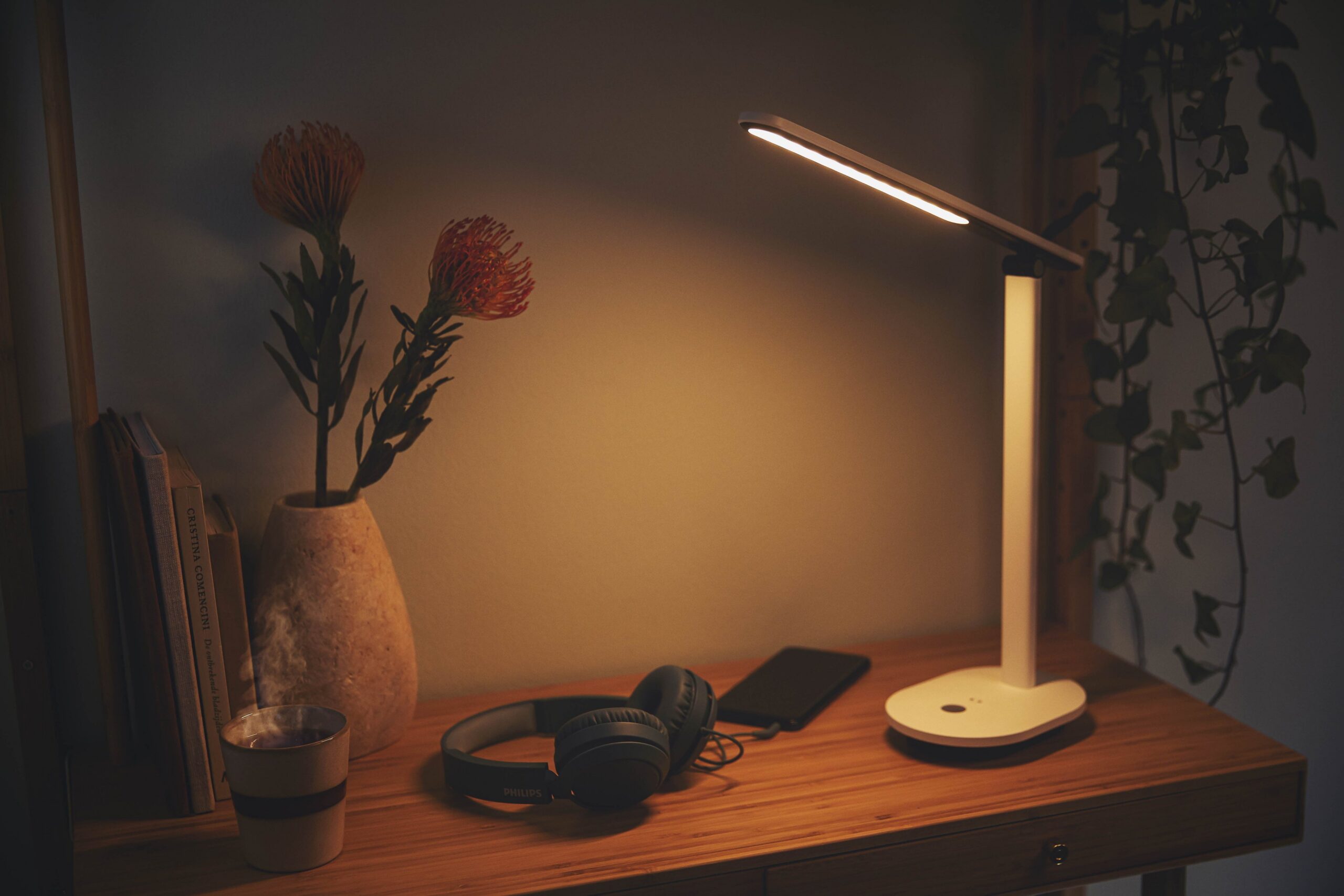Philips Ivory DSK203 -laualamp, USB-laetav, valge - Image 4