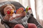 BabyBjörn Bliss kootud kandekott + mänguasi, antratsiithall/Googly silmad - Pilt 3