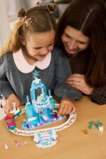 LEGO Disney printsess 43281 Elsa jääkoss ja lumine kelguseiklus - Pilt 5