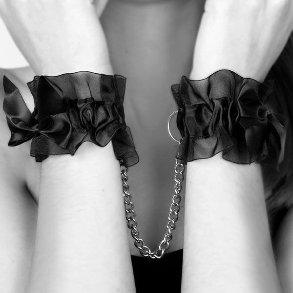 INDISCRETS FROU FROU ORGANZA HANDCUFFS - Image 3