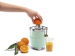 Smeg CJF11PGEU tsitrusmahlapress, pastellroheline - Pilt 4