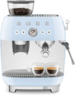 Smeg EGF03PBEU espressomasin veskiga, pastellsinine